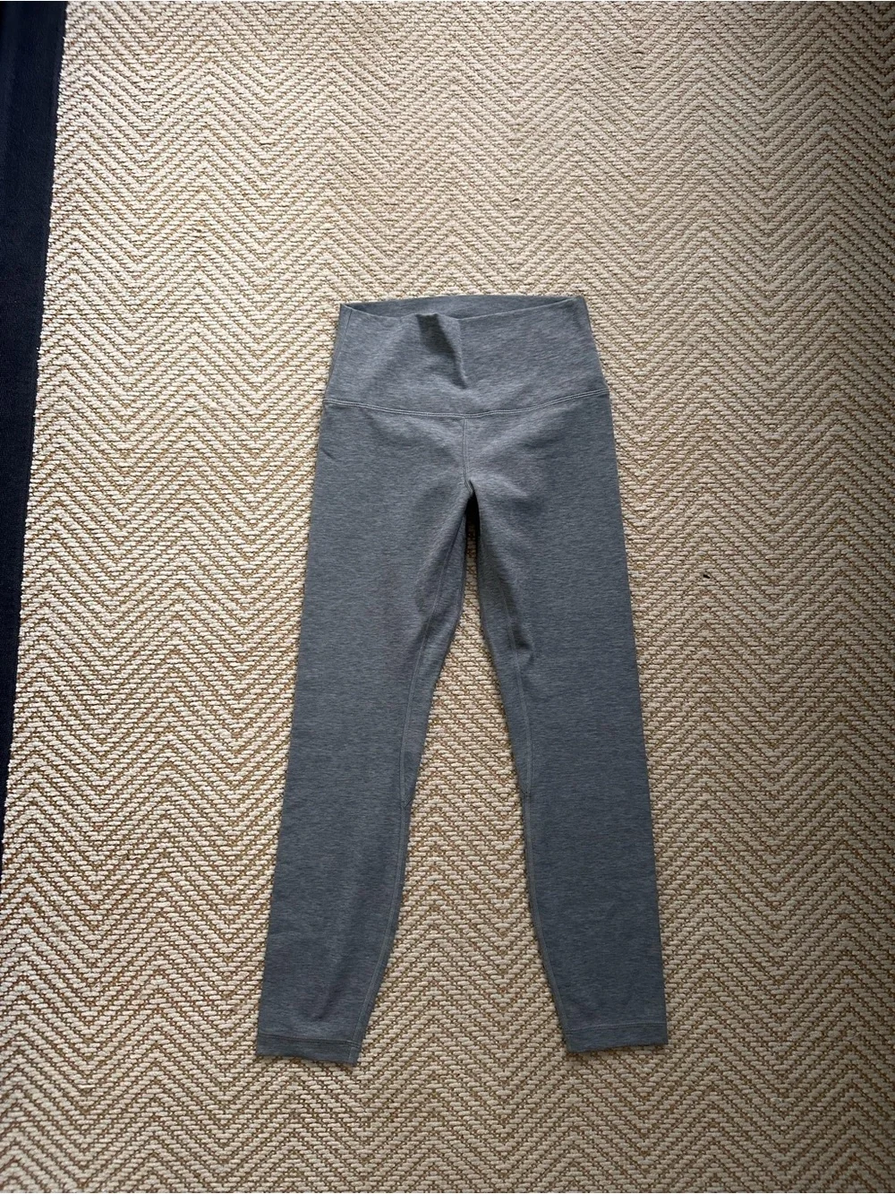 Lululemon Heather Grey High-Rise Align Leggings 25”